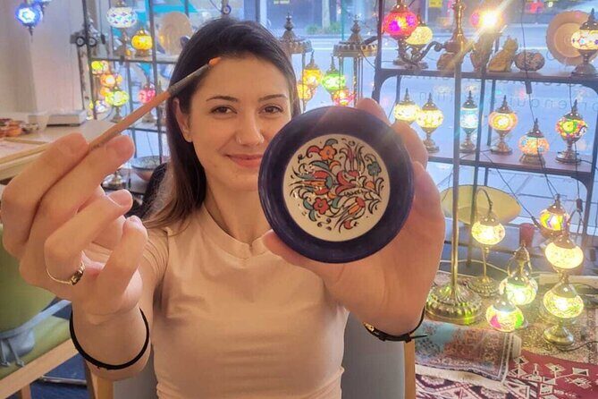 Paint and Sip Classes Sydney: Ceramic Plates & Bowls - What You Can Expect from the Experience