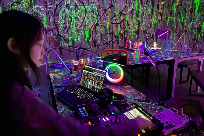 Paint-in-the-Dark X Live DJ Workshop - Key Points