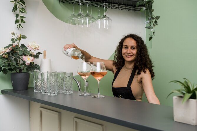 Painting party at Art Bottega - Paint & Wine Studio in Rijeka - Who Should Consider This?