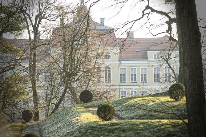 Palace, Castle and Ancient Oaks - Rogalin and Kórnik guided tour from Poznan - A Deep Dive into the Itinerary