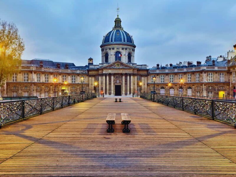 Palaces & Revolutions: The Walk From Pont Neuf to Concorde - Key Points