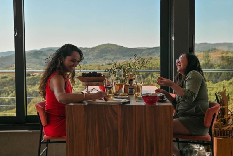 Paladini: Truffle Hunting Tour with 3-Course Tasting Menu - Key Points