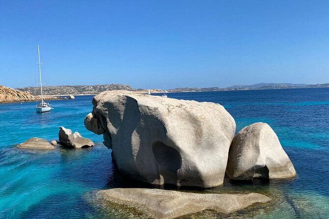 Palau: private RIB tour in La Maddalena Archipelago - FAQs