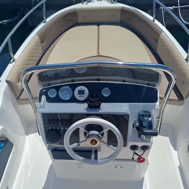 Palermo: Boat tour to Capo Gallo with a skipper - Palermo: Boat tour to Capo Gallo with a skipper — A detailed look