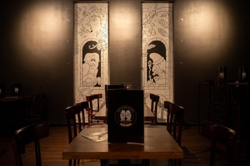 Palermo: Craft beer tasting with food samples at High Hops - What to Expect at High Hops in Palermo