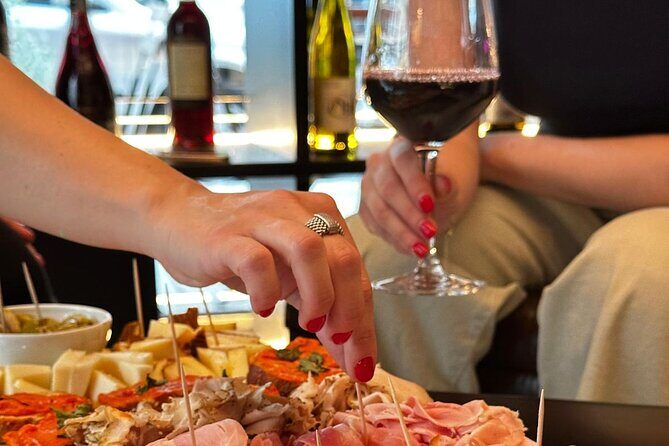 Palermo Rebel Wines Tasting-Local Bites in the City Center - What Makes This Wine Tasting Special?