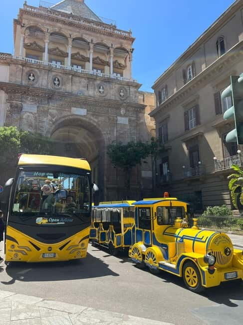 Palermo: Tour of the historic center by little train - Key Points