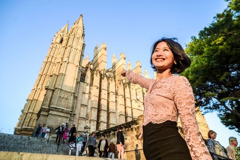 Palma: Cathedral of Mallorca Skip-the-Line Entry Ticket - 3 naves, one big mood: how to pace your visit