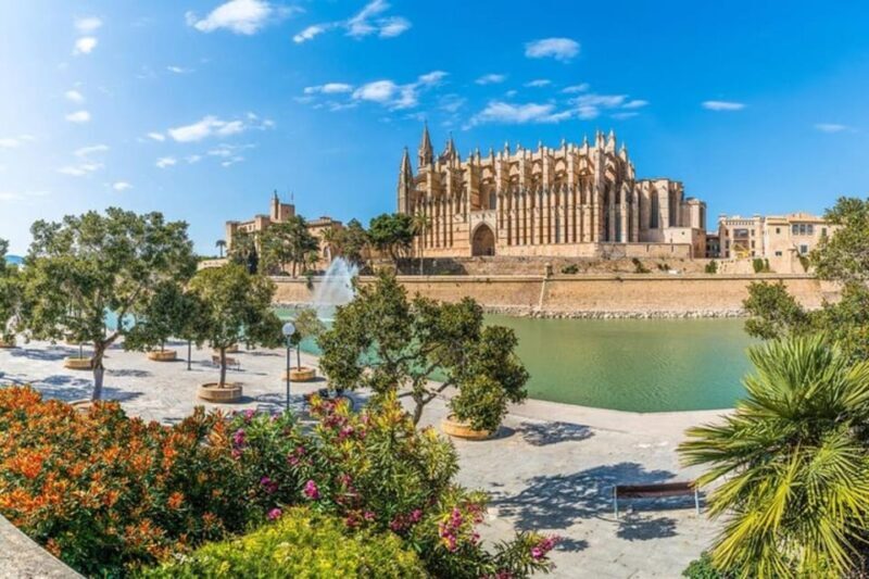 Palma de Mallorca: Private Custom Tour with a Local Guide - The Sum Up