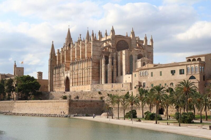 Palma de Mallorca Private Guided Walking Tour - Exploring Palma de Mallorca: A Personal Take on the Private Guided Walking Tour