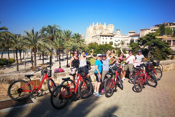 Palma de Mallorca Shore Excursion: Bike Tour with Cathedral and Parc de la Mar - What to Expect from the Experience