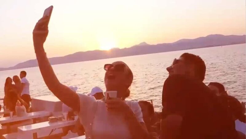 Palma de Mallorca: Sunset Boat Party with DJ and Animation - What’s the Experience Like?