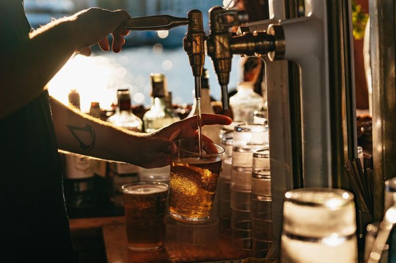 Palma de Mallorca: Sunset Boat Tour - WiFi and Satellite TV: Nice Extras You Might Actually Use