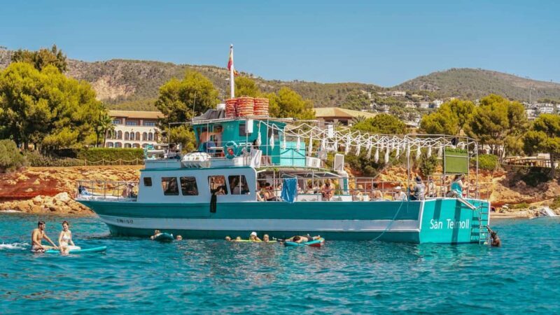 Palma: Punta Negra and Ses Illetes Boat Trip with Live Music - An Overview of the Experience