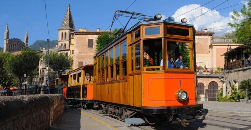 Palma: Tramuntana Full-Day Tour with Sóller Train and Lunch - The Tapas Lunch