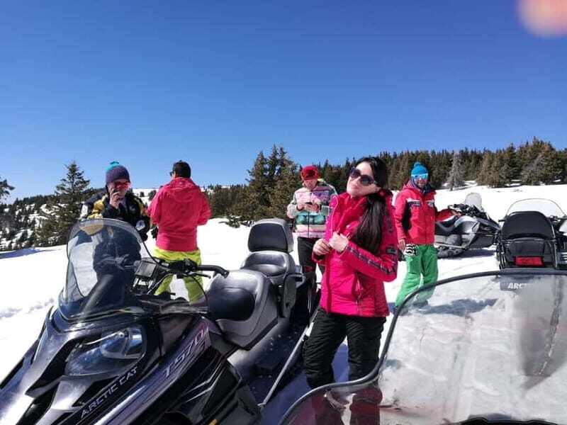 Pamporovo Perelik Peak: Superb Snowmobile Safari - Key Points