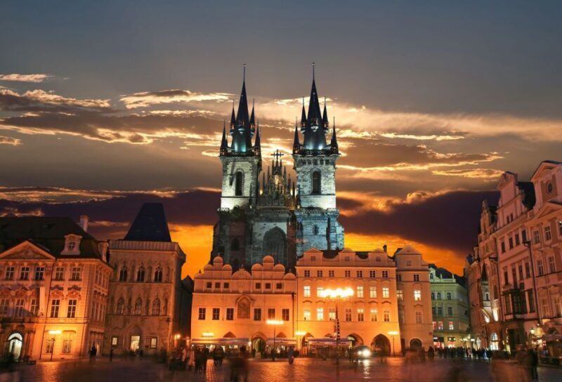 Panoramic Views of Prague Evening Walking Tour - The Value of a Nighttime View