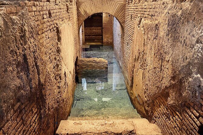 Pantheon and Trevi Fountain Underground Guided Tour - Key Points