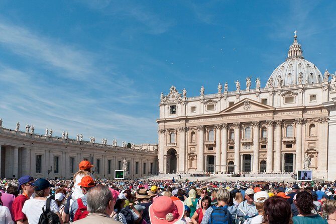 Papal Audience with Pope Leo XIV and Expert Local Guide - FAQ