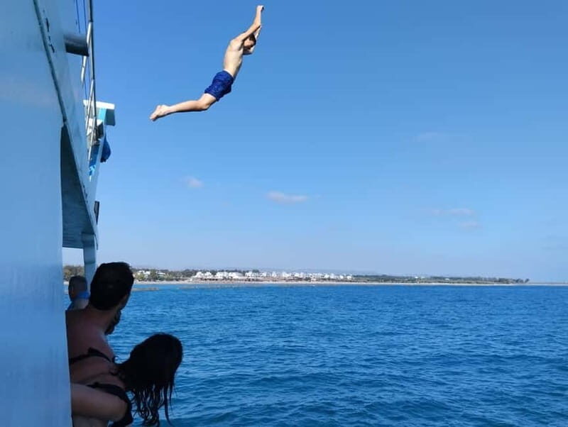 Paphos: Glass Bottom Boat Trip with Swimming or Snorkeling - FAQ