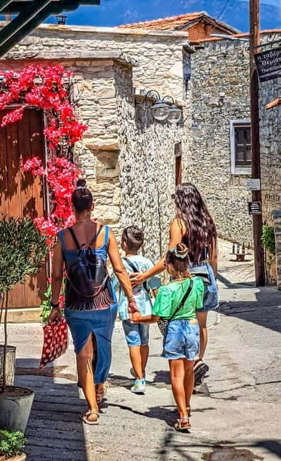 Paphos - Troodos Mountains 4x4 Tour with Free Wine Tasting - The Journey to the Mountains: Starting with Nature and Culture