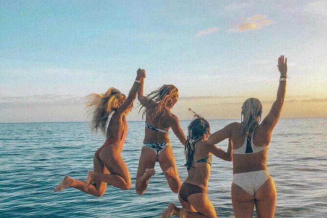 Paradise Waikiki Sunset Cruise + LIVE DJ + SWIMMING - FAQ