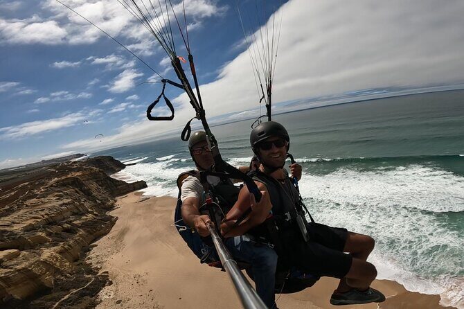 Paragliding Activity from Lisbon - What You Can Expect from the Lisbon Paragliding Tour