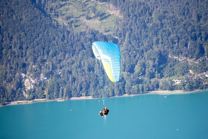 Paragliding tandem flight in St. Gilgen on Lake Wolfgang - An Honest Look at the Paragliding Experience