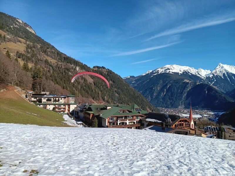 Paragliding Tandem Flight - Who Should Consider This Experience?