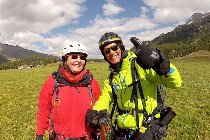 Paragliding Tandem Flights in Engadin - Who Will Enjoy This Flight?