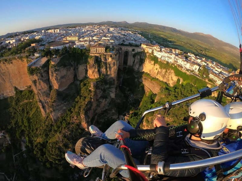 Paramotor flight in Ronda (Málaga), near Marbella - Key Points