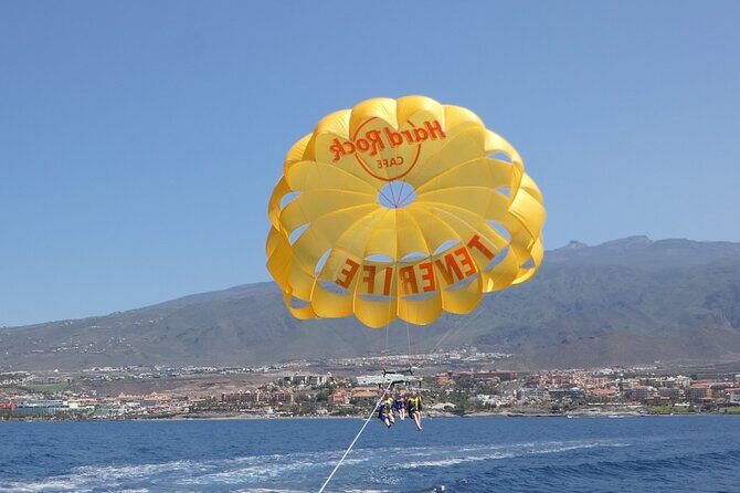 Parasailing flights on the coast of Adeje in Tenerife - The Experience in Detail