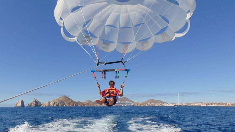 Parasailing in Cabo San Lucas - Key Points