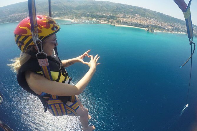 Parasailing Single Flight to Tropea in Small Group - Overview of the Parasailing Experience