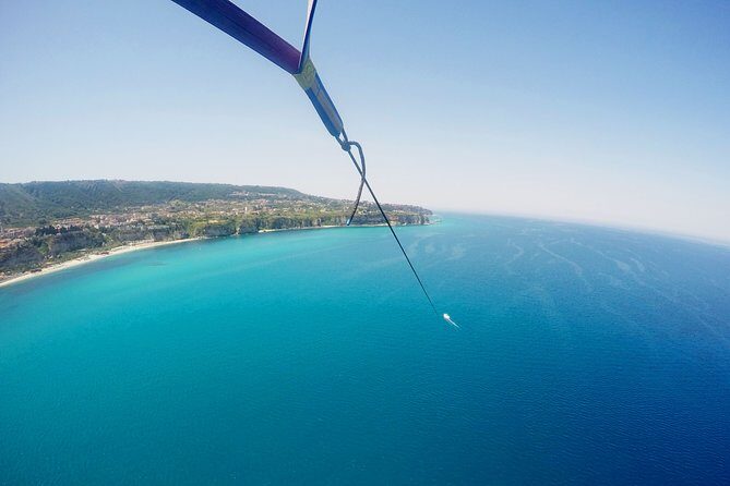 Parasailing Single Flight to Tropea in Small Group - FAQ