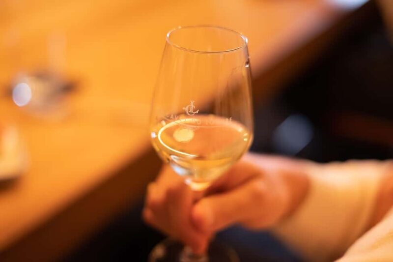 Paris: 10 Wines & 10 Cheeses tasting in French - Why This Tour Could Be Perfect for You