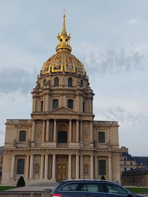 Paris 1Hour Vintage Car 2CV Tour + Champagne - How This Tour Compares to Other Experiences