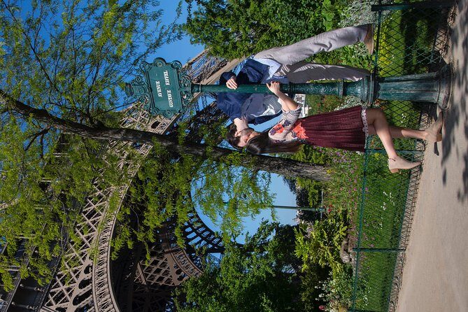 Paris 2-Hour Eiffel Tower Walking Tour with Professional Photo Shoot - Frequently Asked Questions
