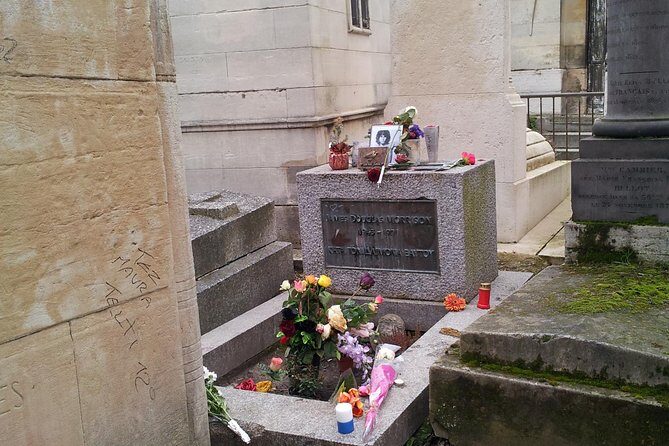 Paris 2-Hour Small Group Tour of Pere Lachaise Cemetery - An Honest Look at the Experience