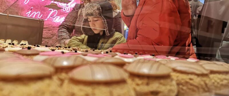 Paris: 2-Hour Sweet & Chocolate Family Tour with Tastings - Key Points