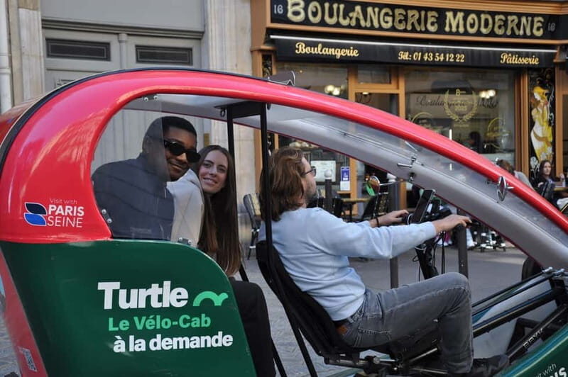 Paris: 2 hours Emily Tour in a Private Rickshaw bike - Key Points