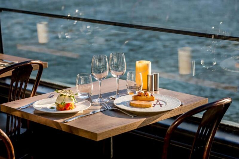 Paris: 3-Course Lunch Cruise on the River Seine - An Honest Look at the Experience