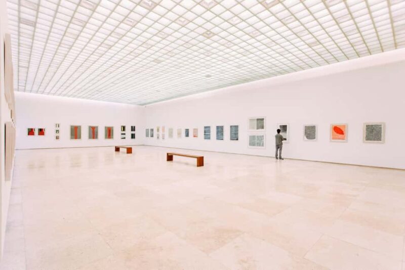 Paris Art Insider: Finally Understanding Contemporary Art - An Honest Look at the Tour Experience