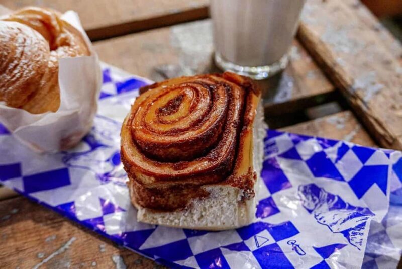 Paris at Christmas, Walking tour and hot wine - FAQs