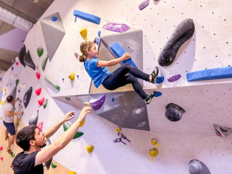 Paris - Bercy Village - Access 1 day of unlimited climbing - FAQ