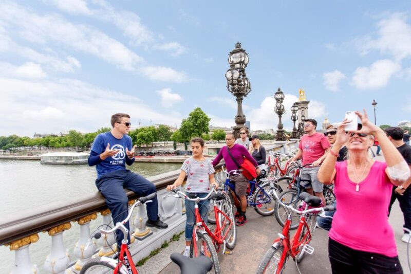 Paris Bike Tour: Eiffel Tower, Place de la Concorde & More - The Itinerary and Stops