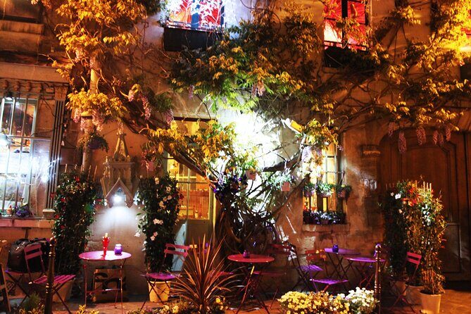 Paris by Night Walking Tour: Ghosts, Mysteries and Legends - FAQ