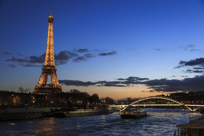 Paris By Night with Seine River Cruise and Roundtrip Luxury Transportation - Why This Tour Might Be Perfect for You