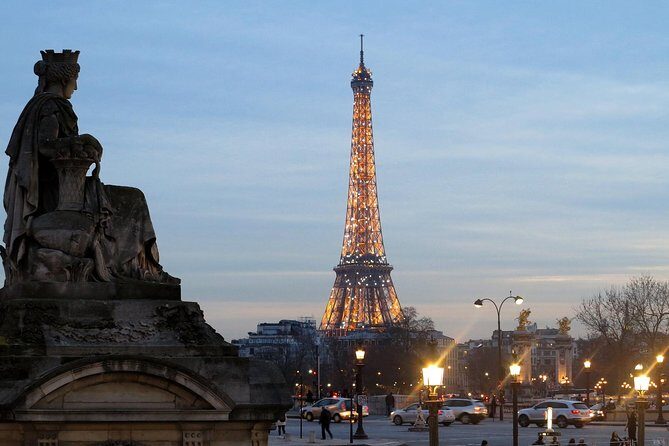Paris By Night with Seine River Cruise and Roundtrip Luxury Transportation - Who Should Book This Tour?