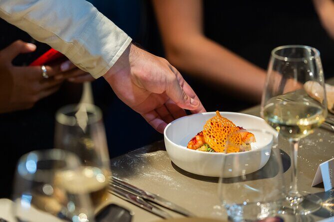 Paris by Rail - Sightseeing Bus and Eiffel Tower Champagne Lunch - Additional Sights and Free Time